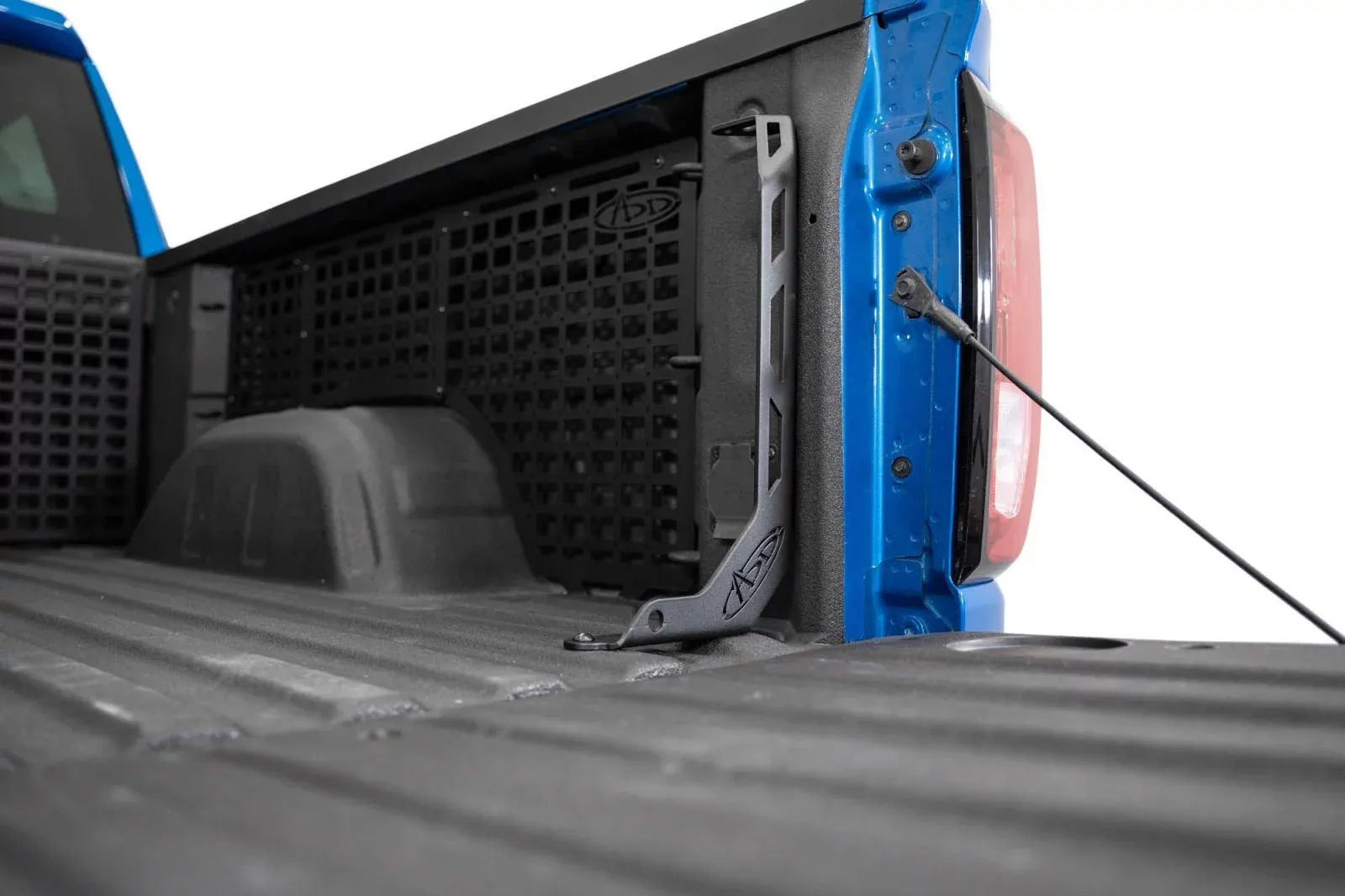 2019-2024-Chevy-GMC-1500-Bed-Channel-Stiffeners-Installed-01.jpg
