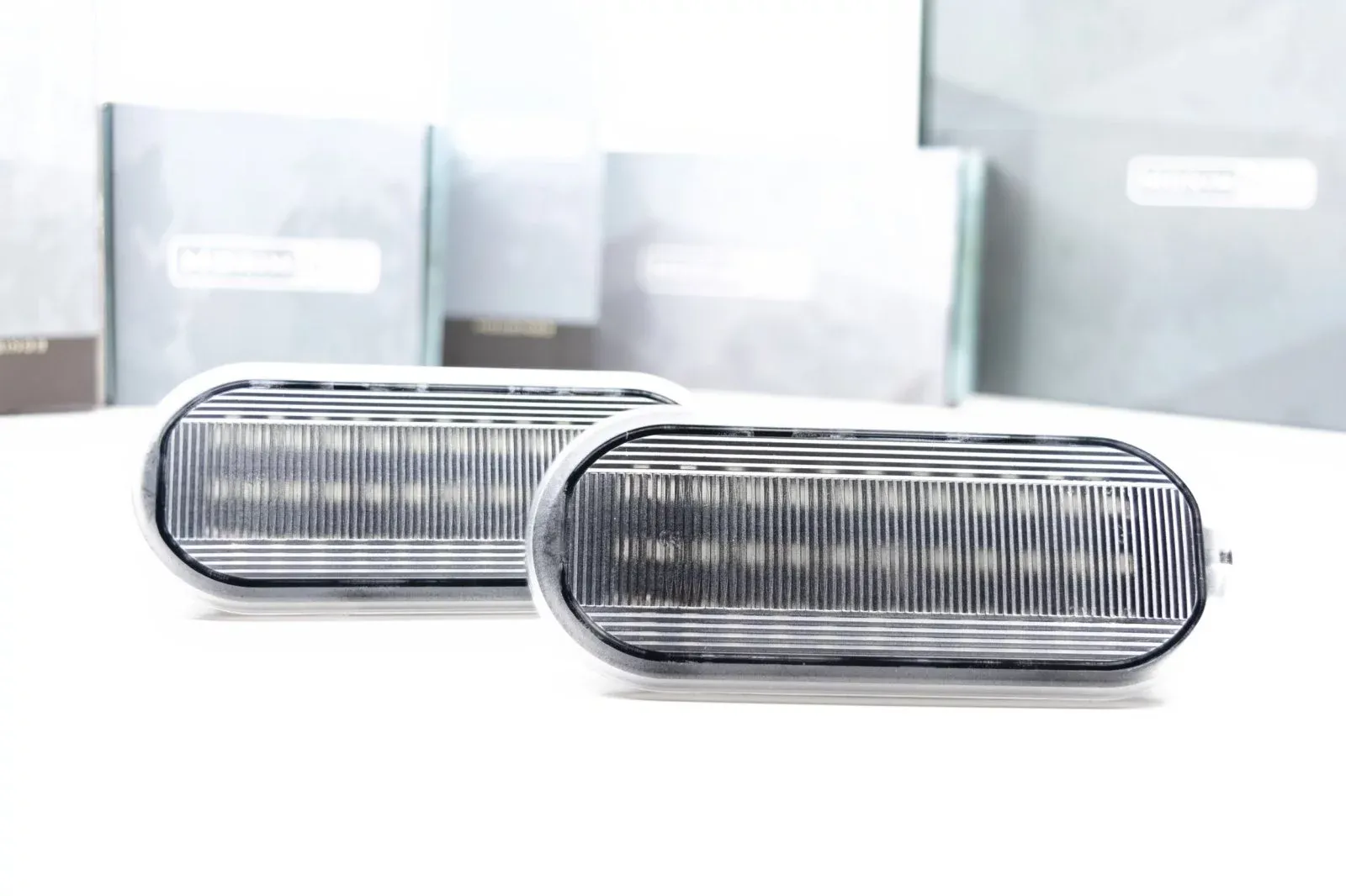 48699.F150_Super_Duty_Bed_Light.020.jpg